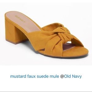 Old navy mustard faux suede mule sandal Sz 9
